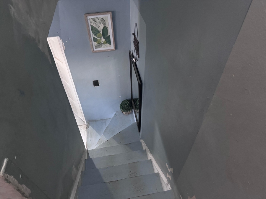 4 Bedroom Property for Sale in Westridge Western Cape